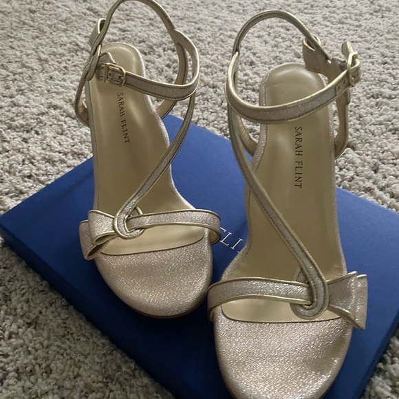 Sarah Flint Perfect Sacha 85 in Champagne Lame - Picture 7 of 14